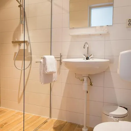 Marion Ξενοδοχείο Oostvoorne